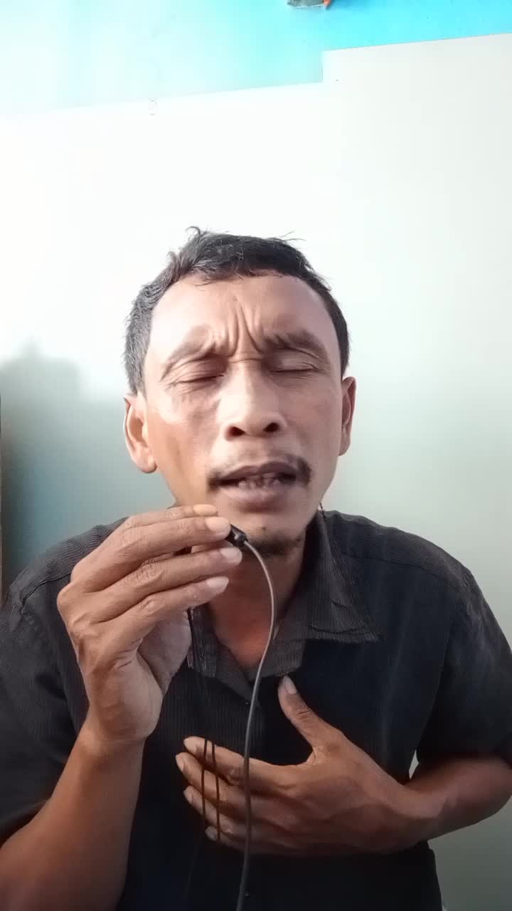 judul lagu. "INI AKU DATANG" Cipt: Masbejoe, sendiri audisi online. RISINGSTAR INDONESIA DANGDUT. NO.HP 081281191609.