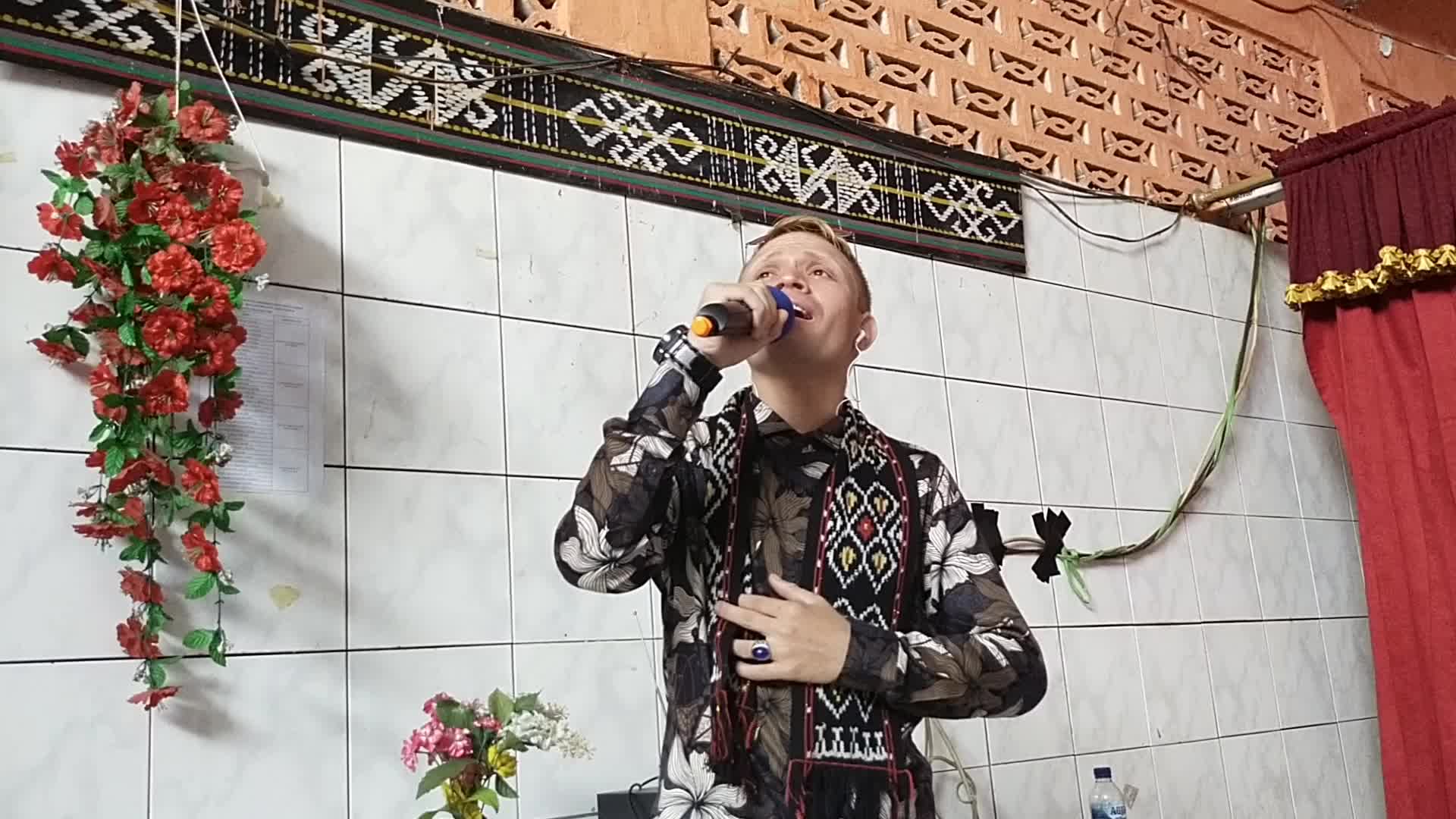 Air Mata Perkawinan..Nama l : HAMID HAAN, Asal ALOR Nusa tenggara Timur NTT .minta doanya semoga lolos ya Amin......