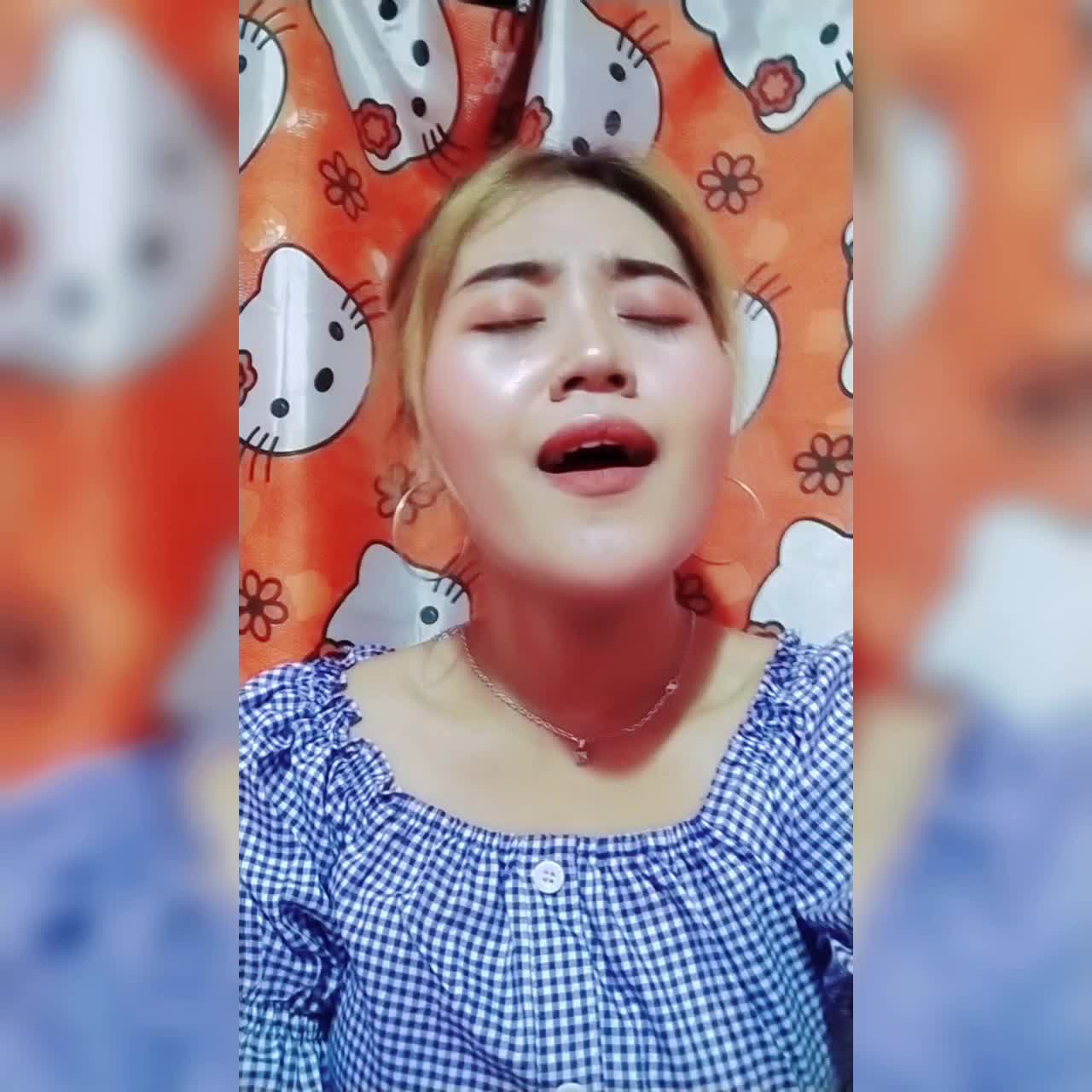 nama saya Dewi Rahayu dari Bandung Jawa barat , motivasi mengikuti ajang ini tentu nya saya ingin menambah pengalaman, ingin mengembangkan  