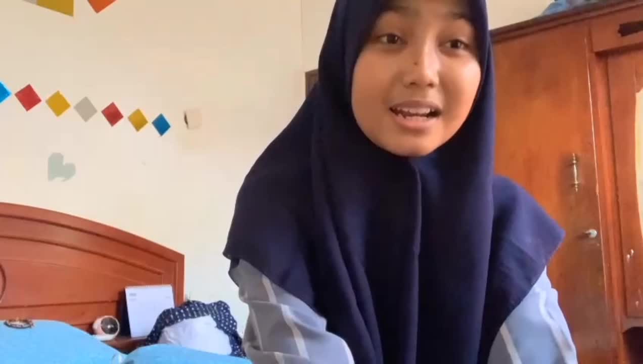 zahra_15thn_sumatra utara_aisyah istri Rasulullah & Deen assalam