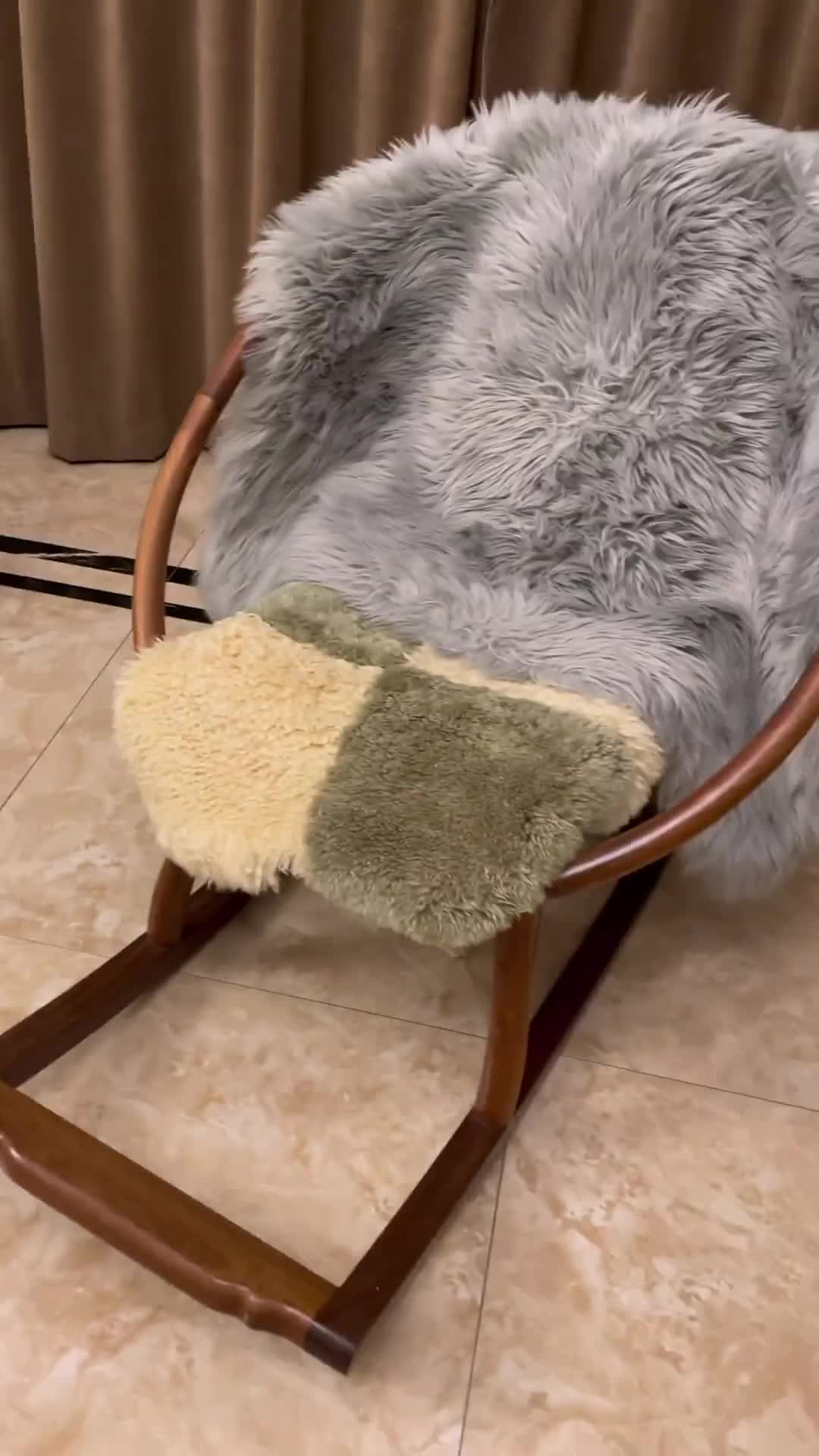 ini kucing apa ulet bulu?