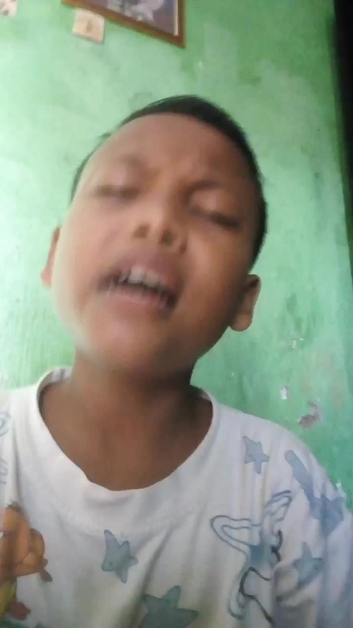 nama : Galih saputra,umur 12 thn,Parung panjang Bogor griya Parung panjang blok c II A no 14