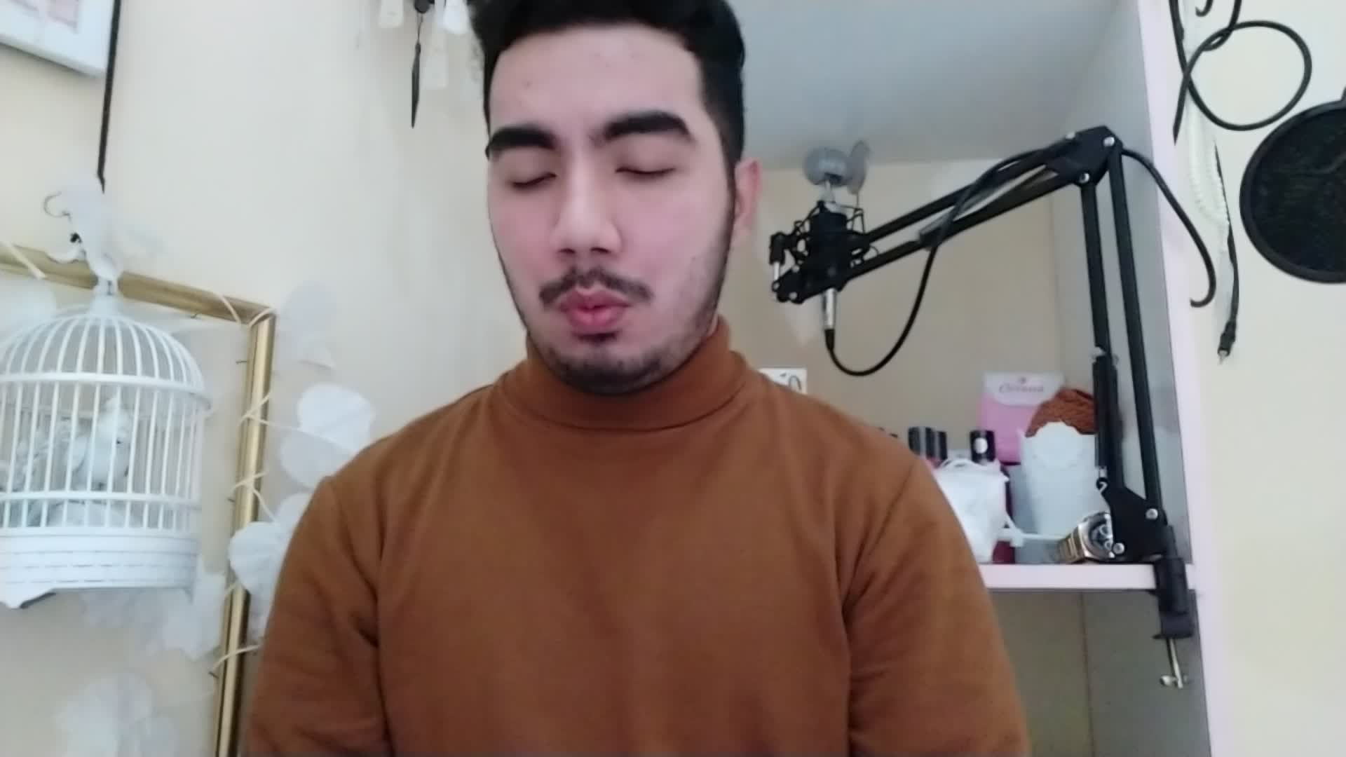 Nama:Murdani,:Umur 29 tahun,:hobby berenang dan menyanyi,:Kota Banda Aceh,:Judul, Salam Alaika#voiceoframadangtv