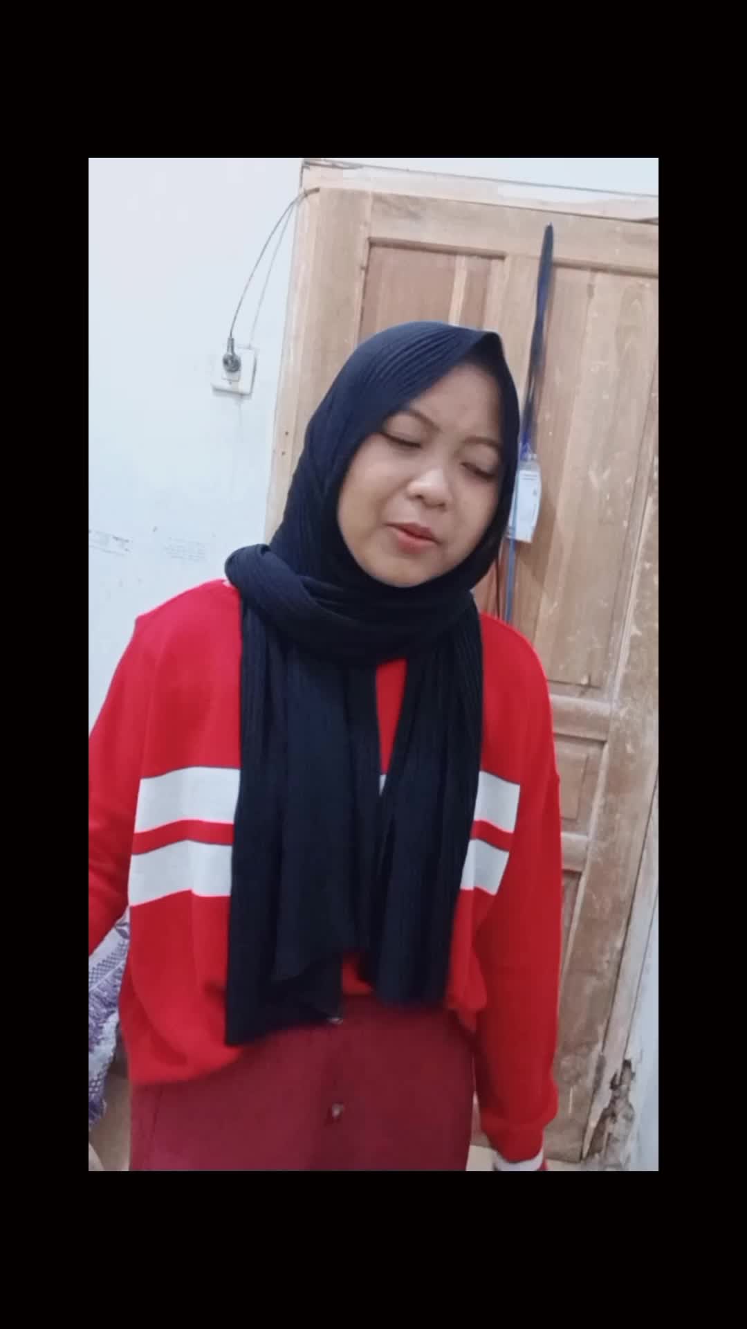 XFI2021 SOLO Retno indriyani 20thn Depok dance monkey&butiran debu 