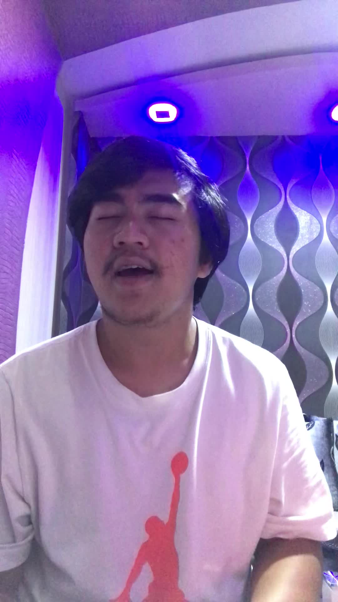 XFI2021 SOLO Delon Fernando 17 Tahun JAMBI 
Mahalini - melawan restu