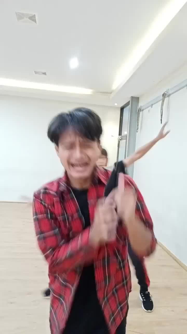 TADINYA HATI INI UNTUKMU.. TAPI MAMA KU MINTA BUAT DI GORENG ♥️😷