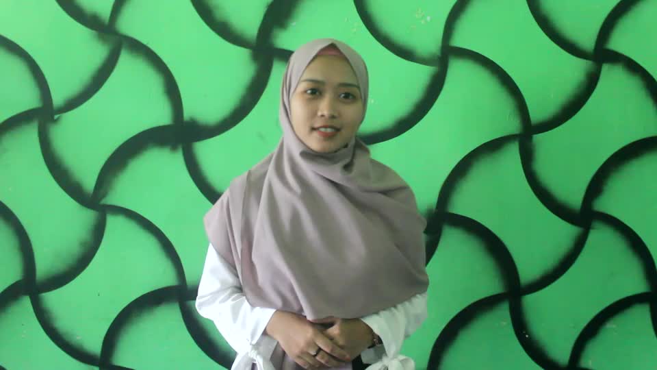 Laili Rahmawati, Mojokerto, 18 th, hobi menyanyi, #voiceoframadhan