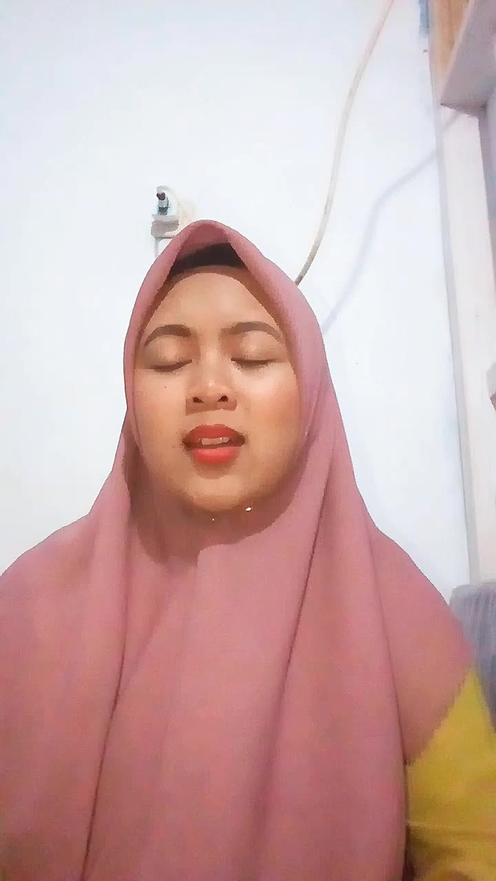 semoga direspon bagus 🤗 Siti Sulastri_20th_Bandung_RobbiKholak_ya syaikhona 