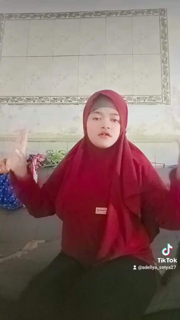 Gg. 2, Krajan, Jemberlor, Kec. Patrang, Kabupaten Jember, Jawa Timur 68118