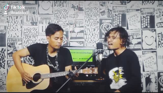 XFI2021 Dodi Wahyudi Solo 38 tahun Kota Bekasi Judul lagu tiada lagi (cover Mayang Sari)