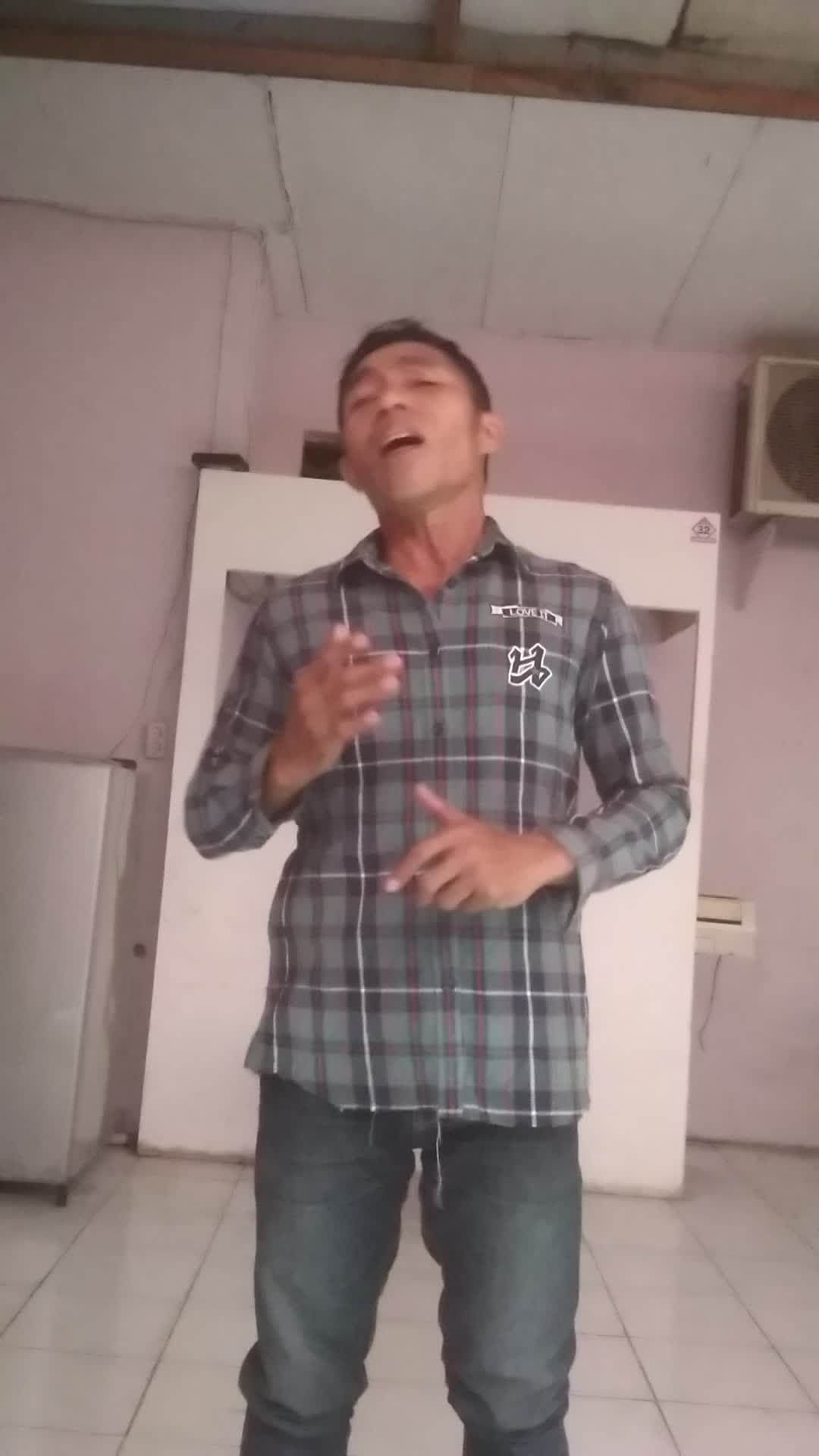 Cinta hitam