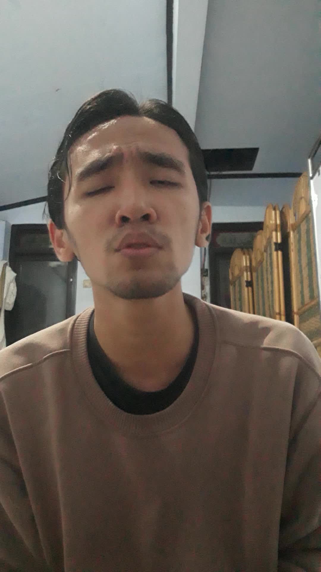 NAMA AHMAD FAHMI RISQI UMUR 23 TAHUN ASAL KOTA PEKALONGAN JUDUL LAGU MAN ANNA LAULAKUM VERSI INDONESIA #voiceoframadhangtv #popreligi