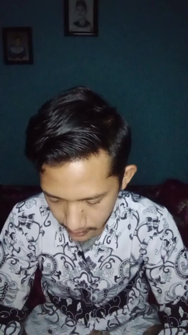 Guru honorer ! tunjukkan aksimu ✊ Bismillahirrahmanirrahim. Muhammad Nur Kholik_25 thn_Lampung,Tanggamus_ Opick-Rapuh_#voiceoframadangtv