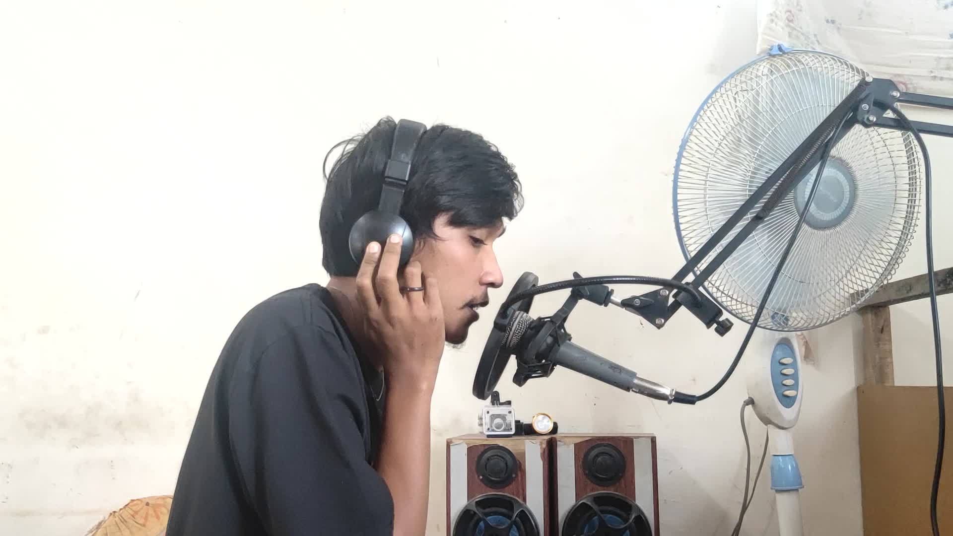 XFI2021 SOLO RISKI JULIANTO 26 TH DOMISILI PONDOK GEDE ( GOGO DOLS IRIS )