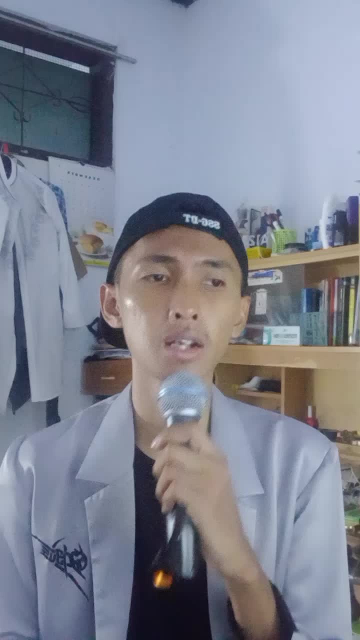 Cover Lagu Kisah-Kasih di Sekolah... lagu ini jadi teringat masa-masa Sekolah, lagu favorit🙌