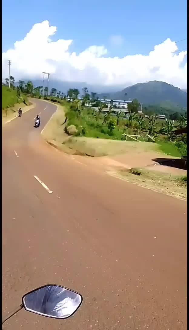 keindahan alam yang menyejukkan,jln Cijapati kab bandung 