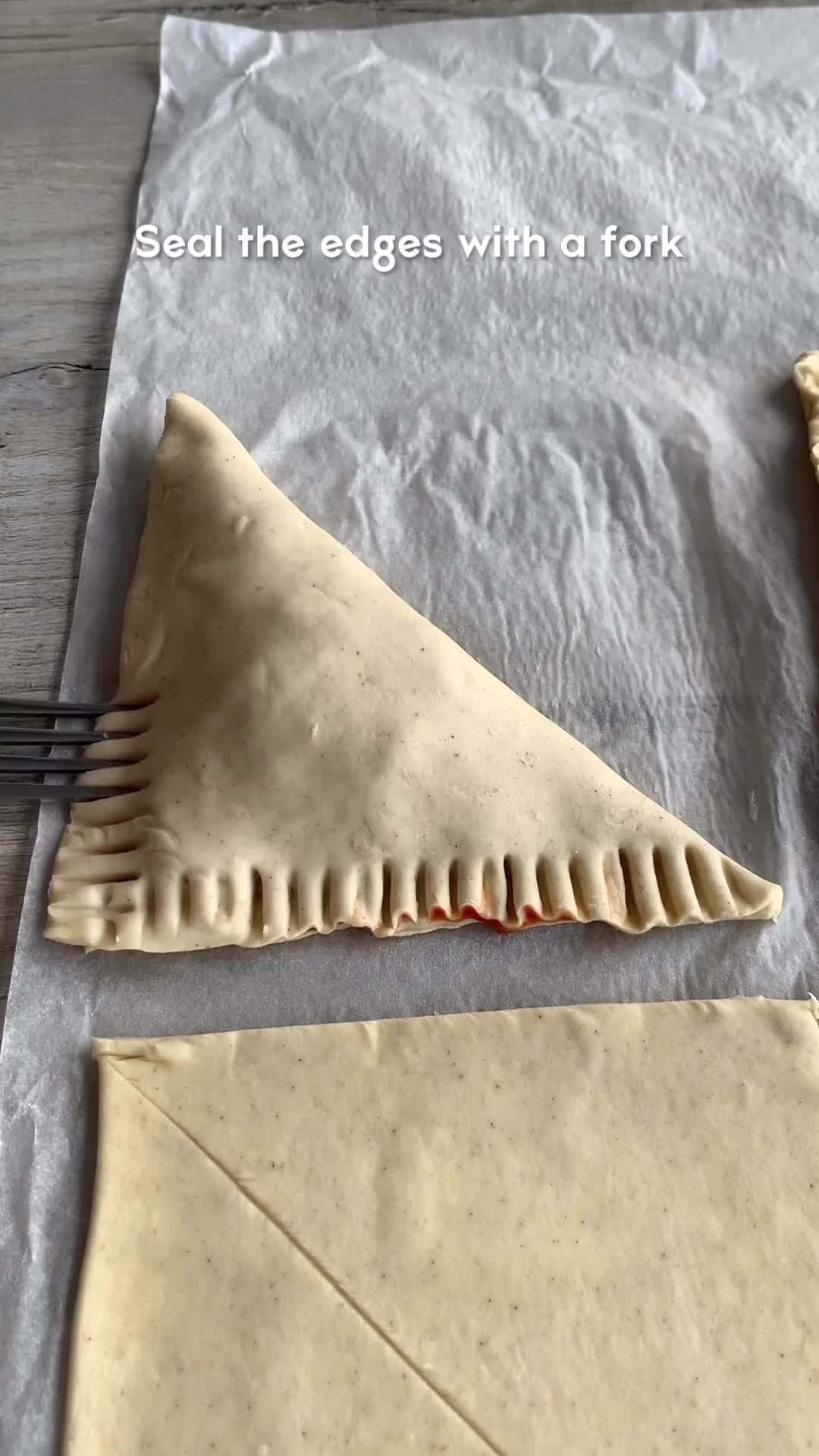 Pepperoni pizza jadi gini bentuknya?! menarik