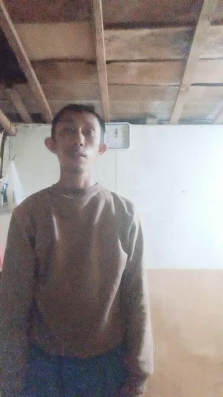 Bismillah.... hai Nama saya Herianto w umur saya 32 tahun. asal saya kota Bau-bau. #ONLINEAUDITIONRISINGSTARINDONESIADANGDUT