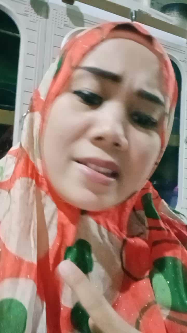 nama:ferra Wati umur 35 tahun ..alamat kota Bogor  judul lagu hadirmu bagai mimpi audisi KDI 2022