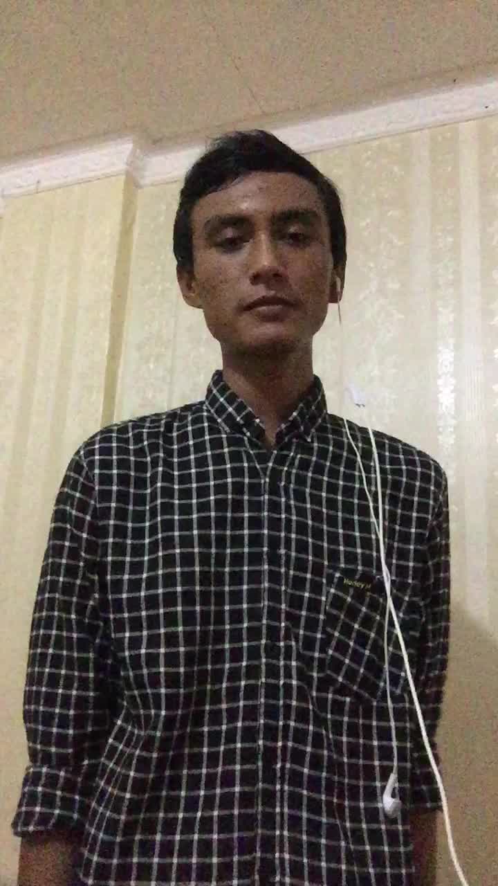 KDI 2022 nama: satria januar asmara_karawang_umur 22 tahun_judul lagu terguncang #OnlineAuditionKDI2022