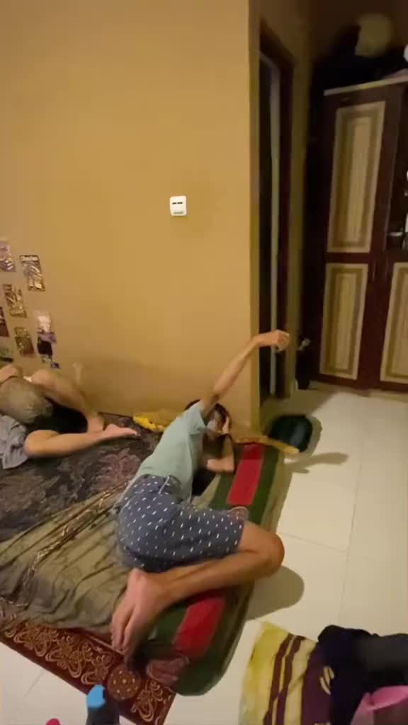 Cara mengetahui seseorang beneran tidur atau tidak