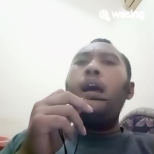 suaraku lagi belajar nyanyi
