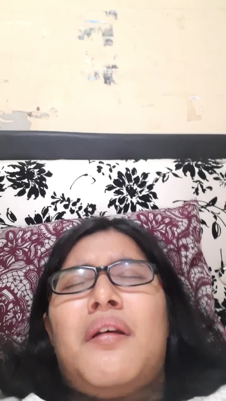 ini nangis, mimpi, atau gimana dah