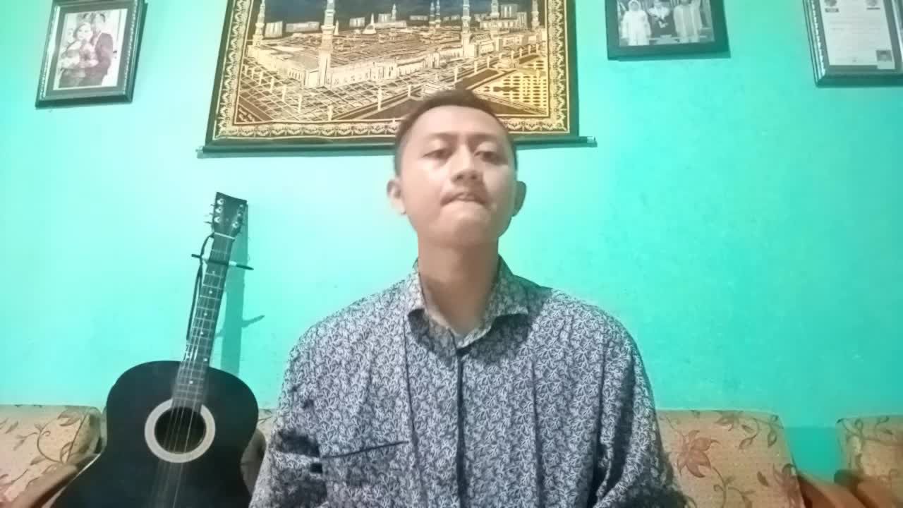 nama: Dany Amhar. umur:23 tahun . alamat : Banyumas,Jawa tengah . judul lagu :Dengan nafasmu ,ungu 