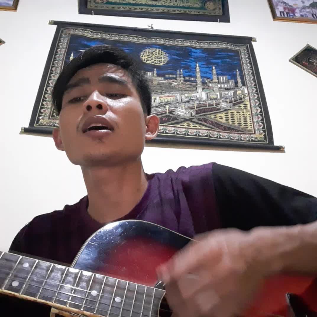 Saya Achmad Zakaria Asal Lampung Ini Lagu Ciptaan sendiri ...Tak Mampu....@RCTIPLUS#SHOWYOURTALENTRCTIPLUS#HOMEOFTALENTRCTIPLUS