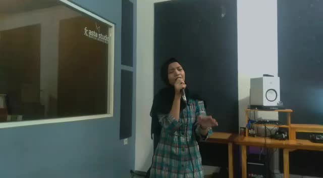 Shafilano kezya Effendi_15 th_Banyuwangi_Radio VIS FM_Sewu Kutho