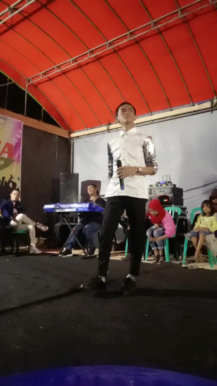 #onlineauditionrisingstarindonesiadangadut