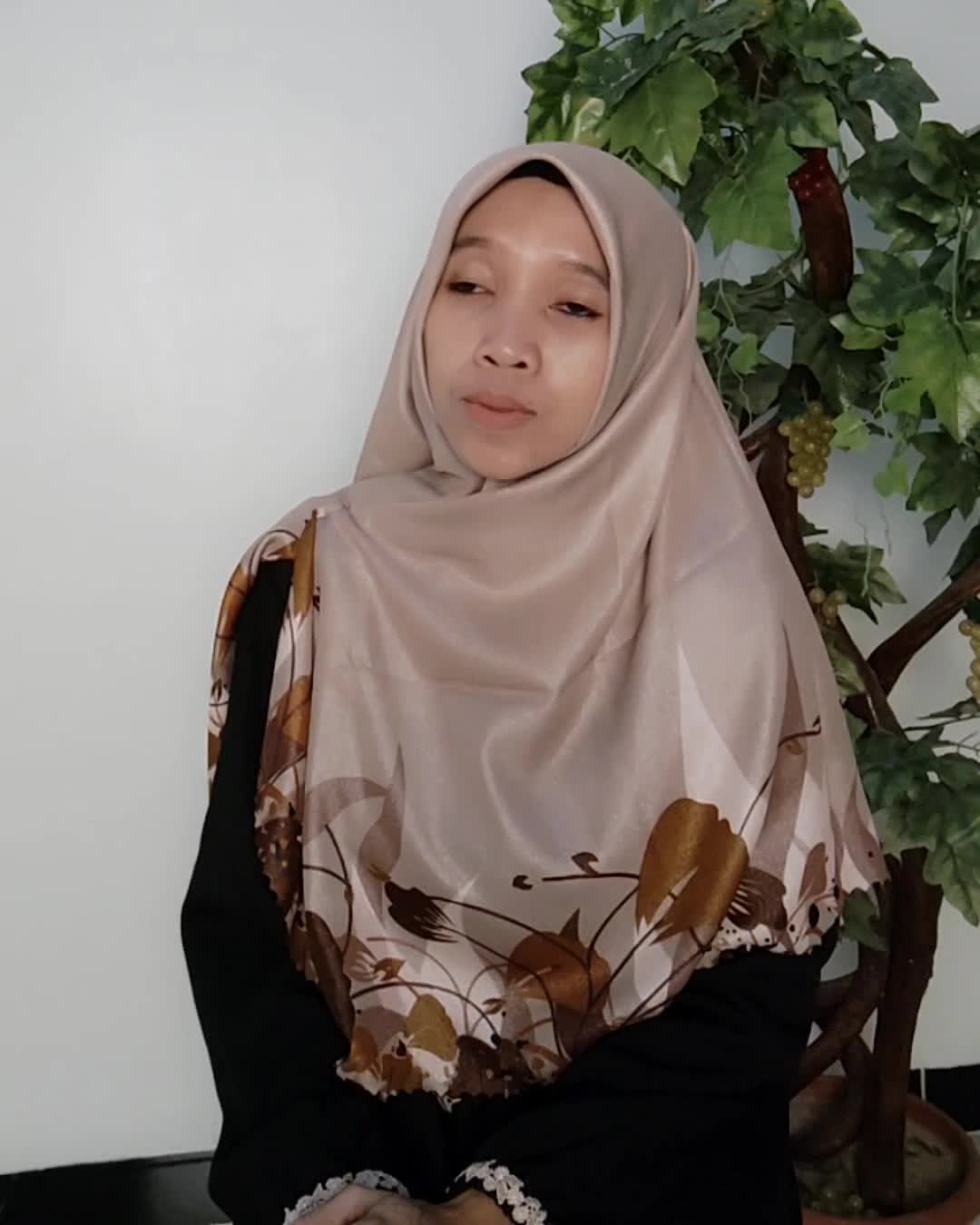 ZuhrotulHasanah_28_Riau_YaaRobbibilMustofa