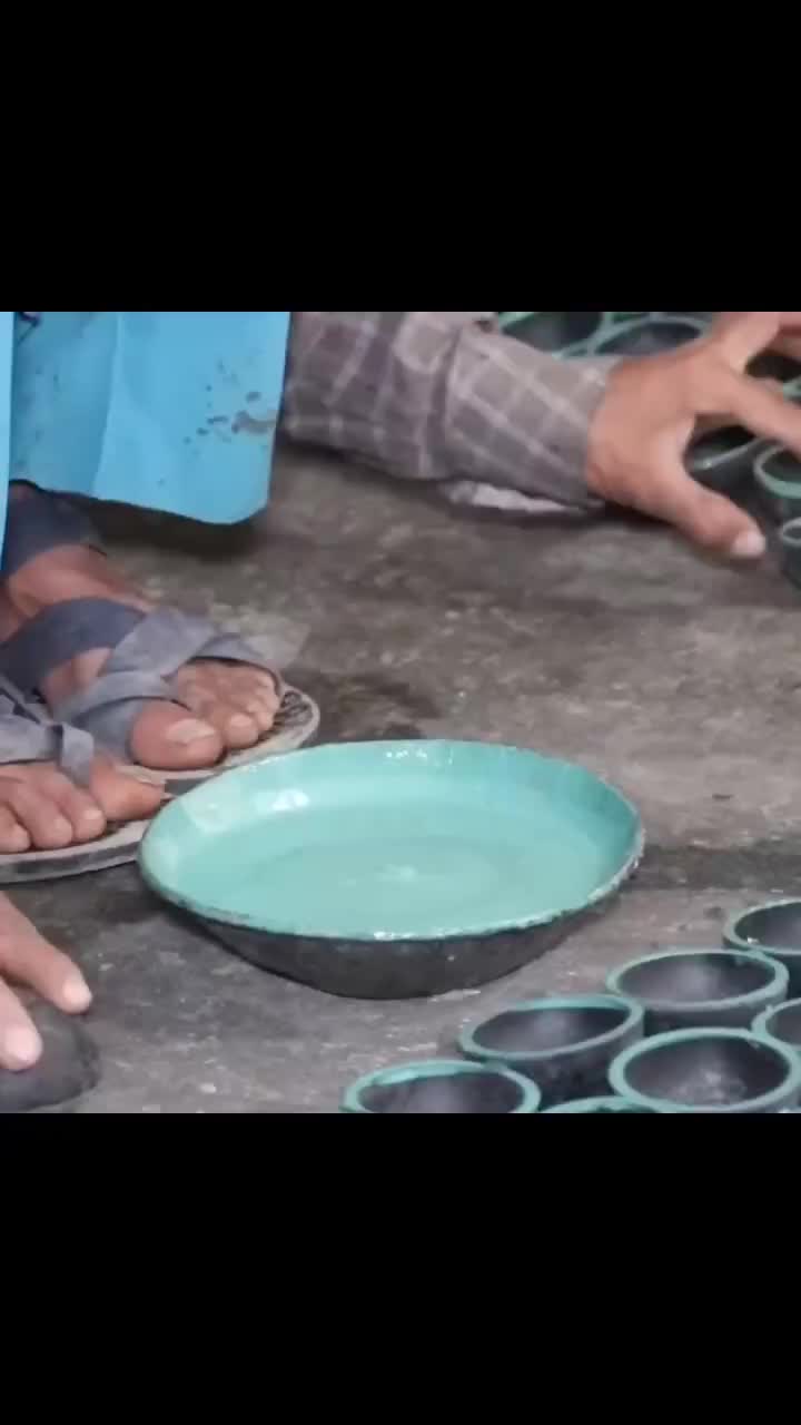 membuat bola tenis