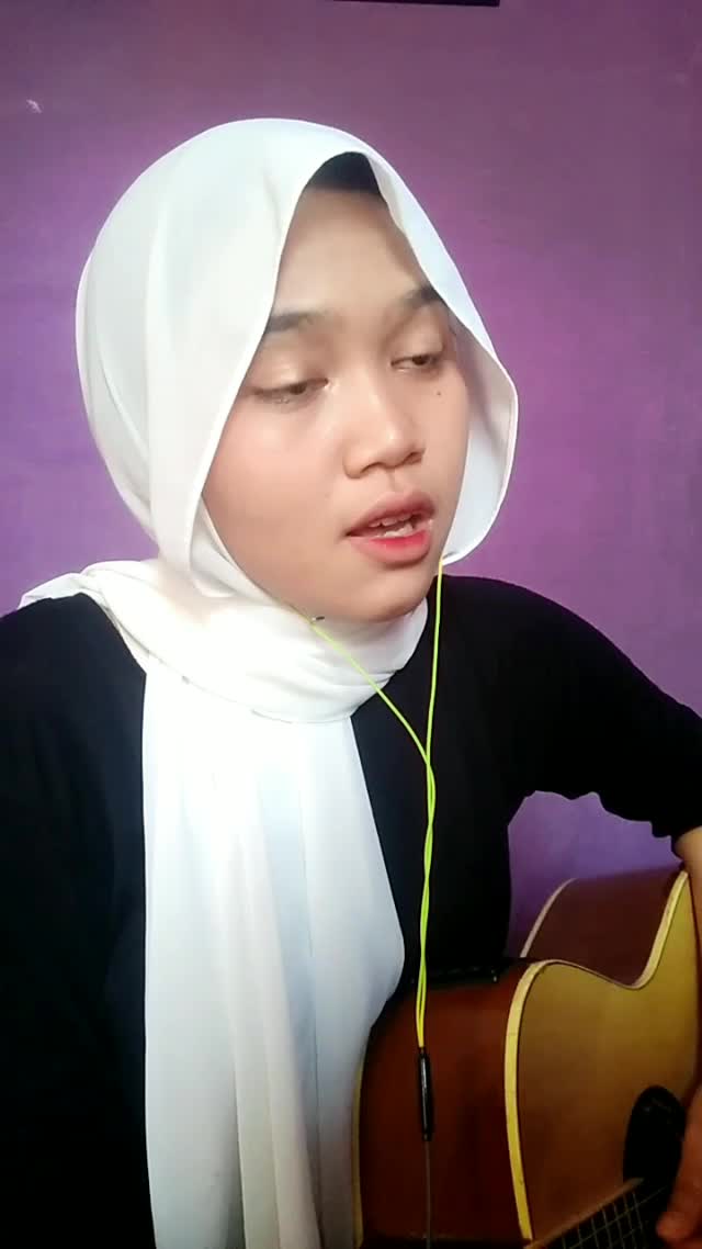 XFI2021 YURISANA SEPTEASA 20 TAHUN KOTA SUKABUMI HEATHER CONAN GREY