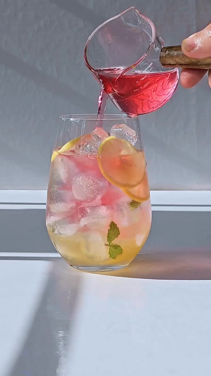 Cara bikin Strawberry Lemonade