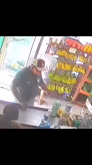 itu termos bang. bukan hand sanitizer