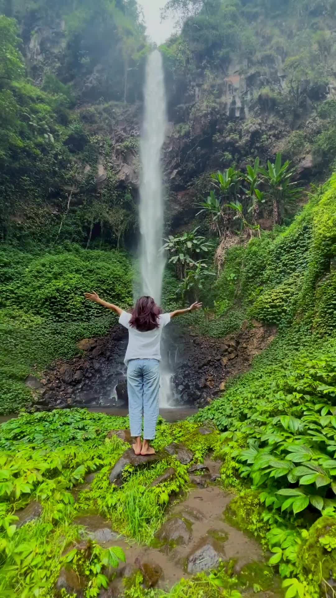 BUY 1 GET 1 LAH INI ‼️ Tapi untuk menuju kesini kendaraan harus sehat ya, karena berada di kawasan Cangar yang terkenal tanjakan extrim