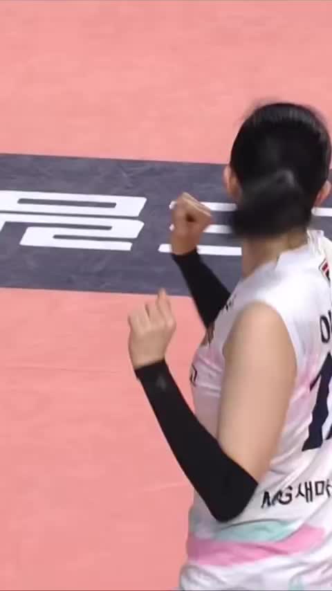 Kok Malah Adu Dance Sih