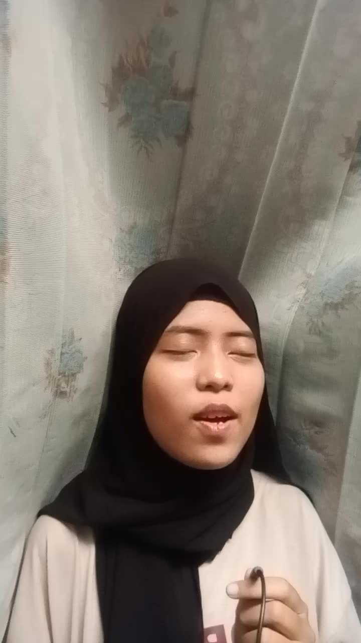 XFI2021 SOLO AURELIA MUFIDA VANIA 18 TAHUN JAKARTA MAHALINI - BAWA DIA KEMBALI