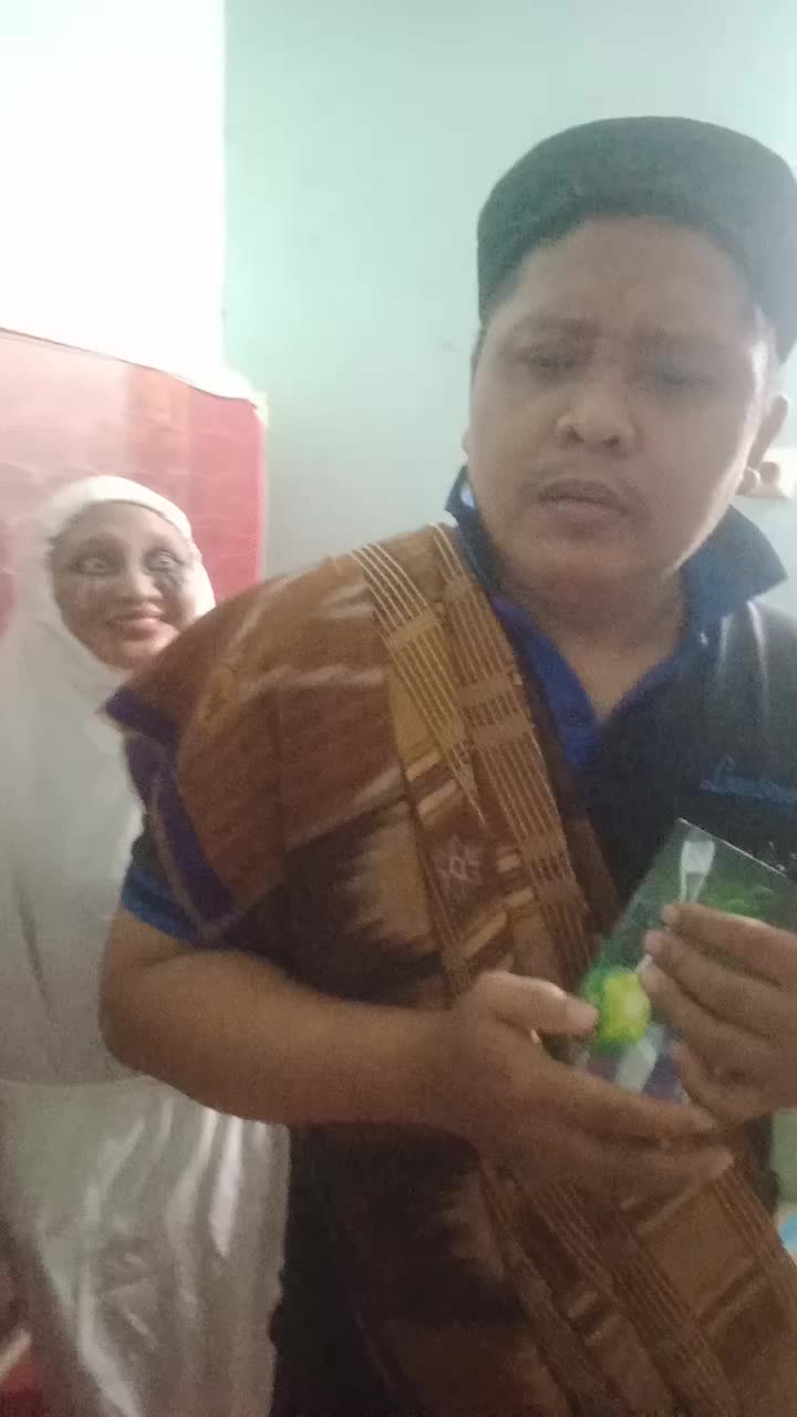 pocong setan kuburan part 2. 