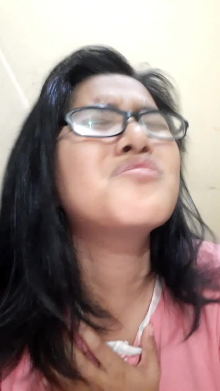 sedih amat neng