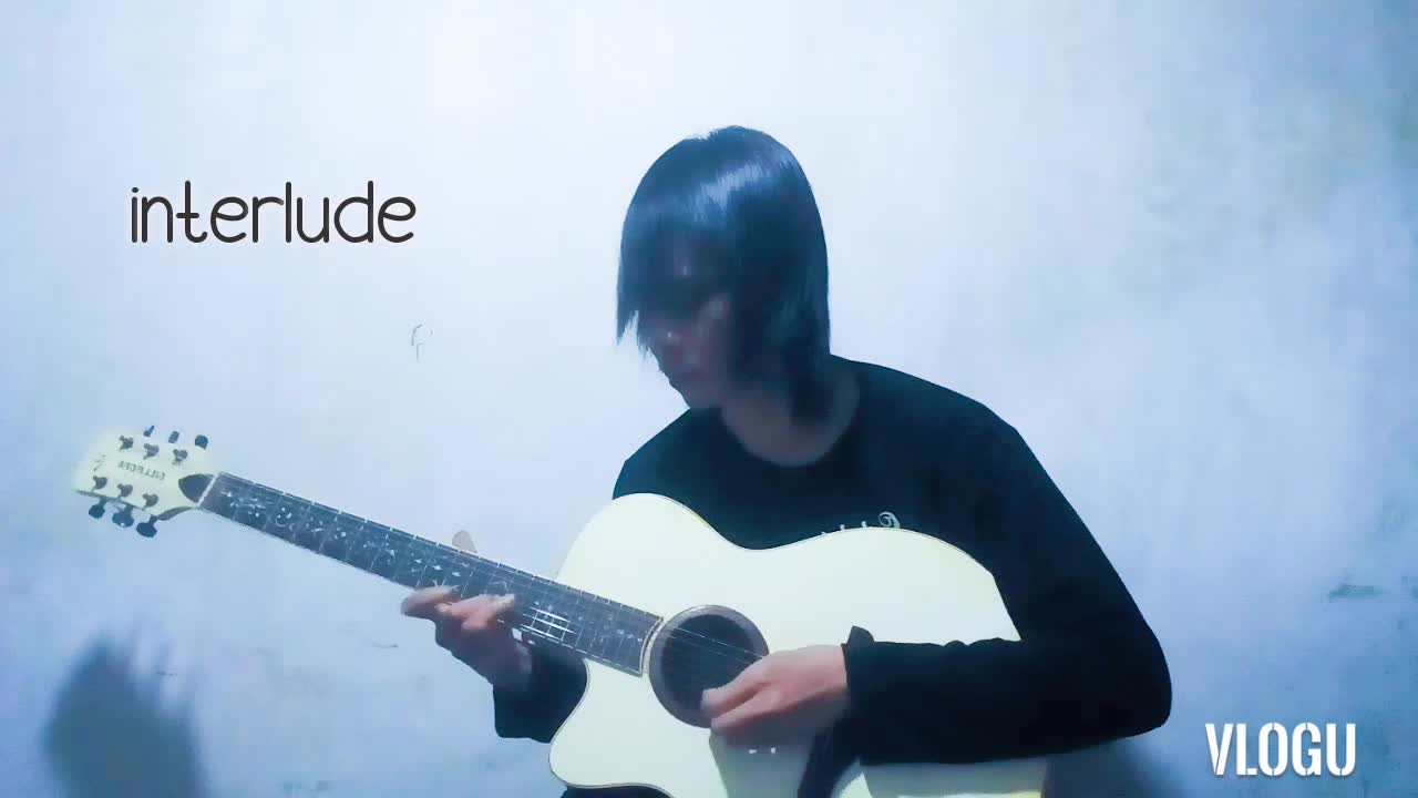 Suherman  (guitarist +vocal Angger Ross Band) DUA INSAN HATI interlude RCTI HOT music 
