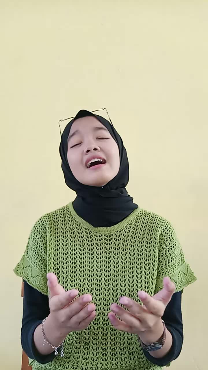 XFI2021 SOLO AISYA FADHILLA 18 TAHUN LAMPUNG CINTA (VINA PANDUWINADA) 