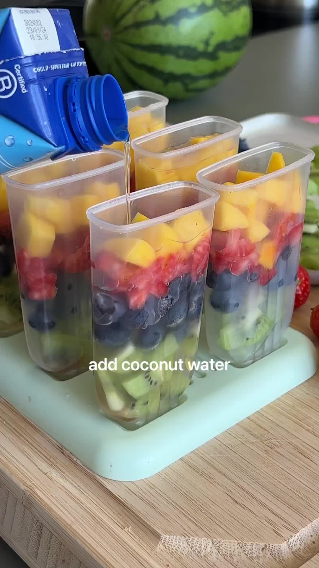 GEMES BANGET! bikin rainbow popsicles😋