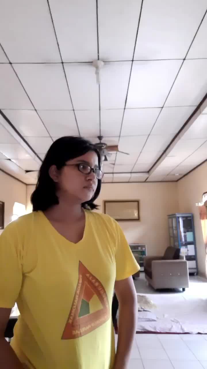 kalo ngomong jangan sembarangan ya mbak
