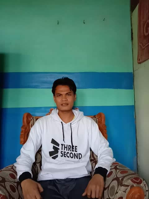 acep regan hidayat 26 tahun garut jawa barat 082124056868