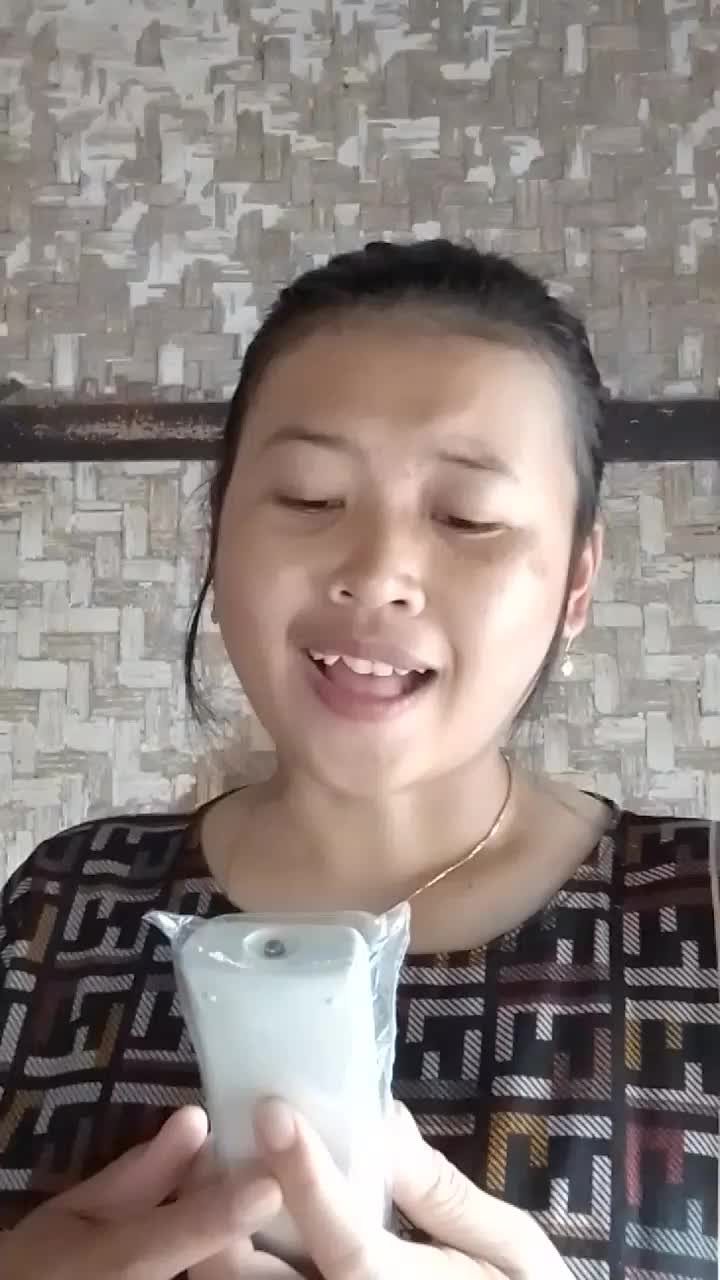 lagi tlpnnan Ama bebeb jangan ganggu ya