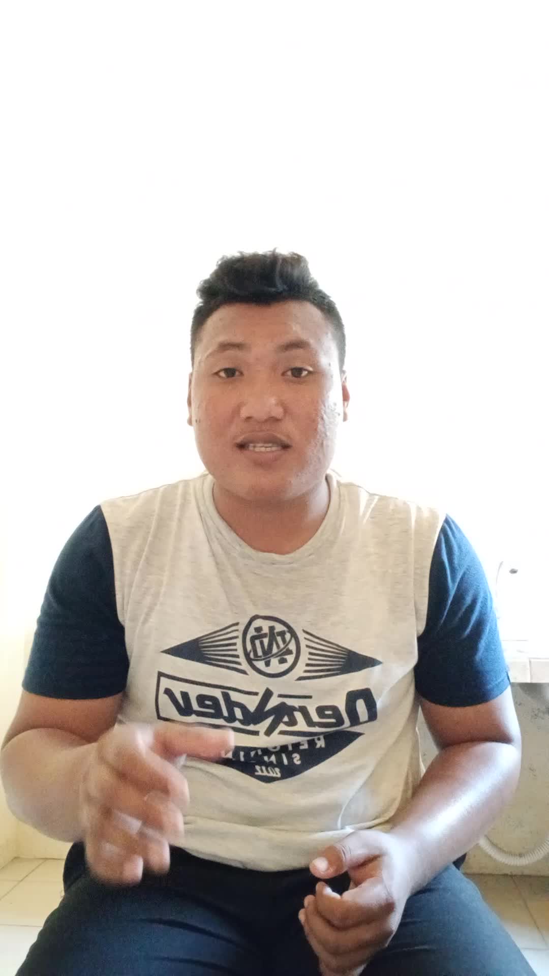 XFI2021 SOLO YOUGA MAKAPIA 19 TAHUN SULAWESI UTARA ( KOTA BITUNG) BUTIRAN DEBU