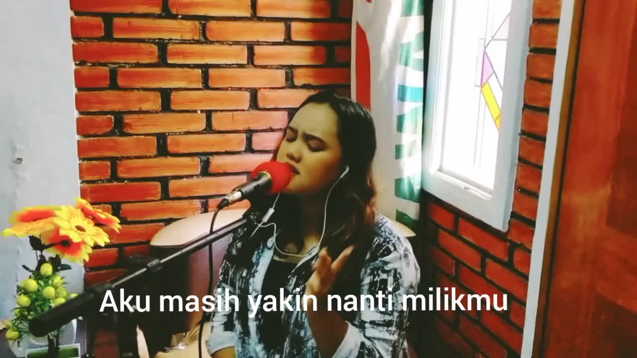 bismillah semoga aja menang jangan lupa vote