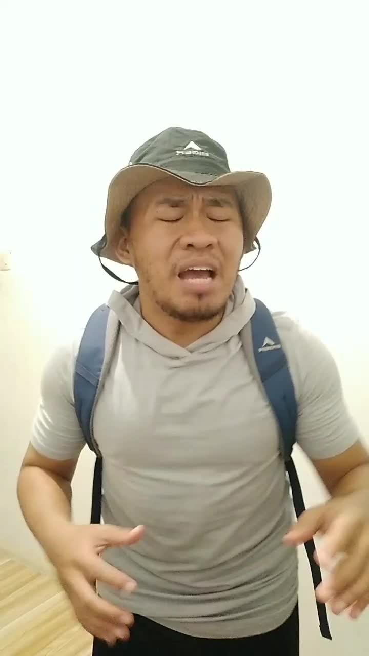Makanan mulu lu mah ah, bikin gue kaget ajja